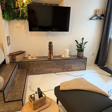 Jungle Atypique Avec Salle De Bain Grotte Cour Privee Centre 아파트