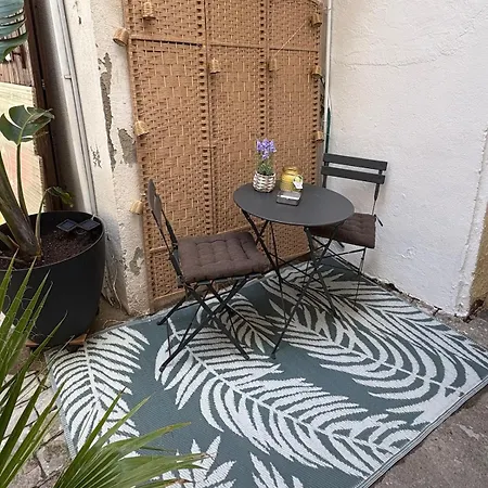 Apartman Jungle Atypique Avec Salle De Bain Grotte Cour Privee Centre *